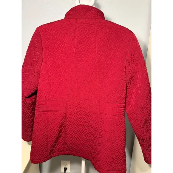 Gallery New York Dark Red Quilted Zipper Jacket Women's Medium Geometric Pattern - Picture 2 of 8